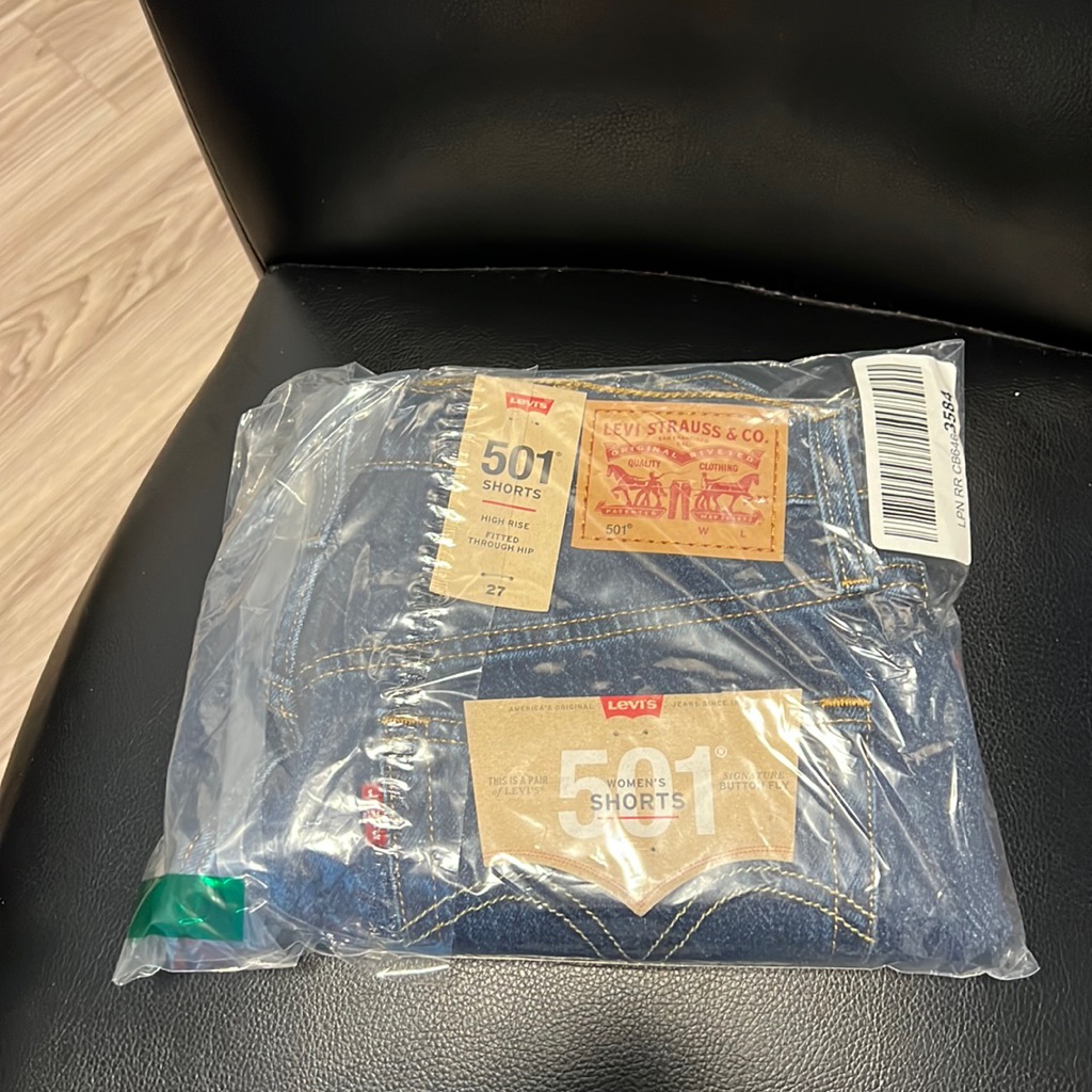 Levis 501 Brand New